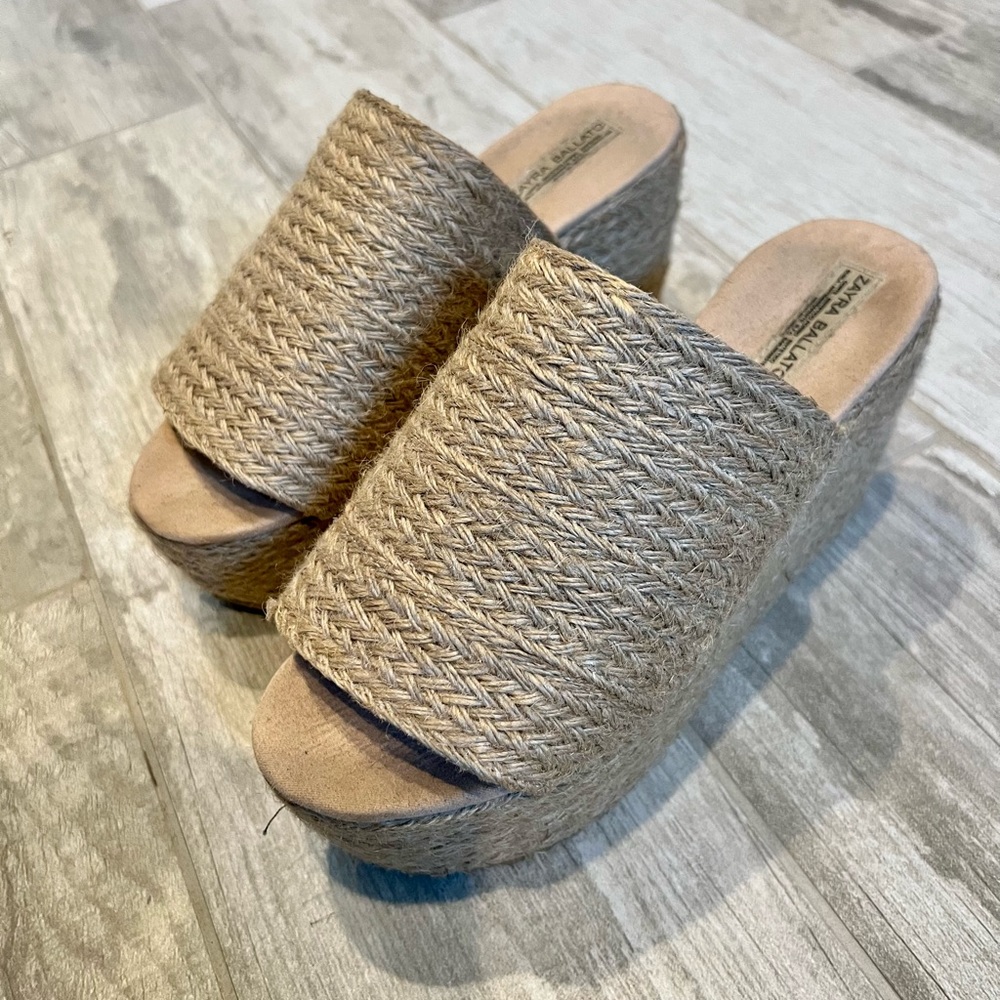 Zayra Ballato Wedge